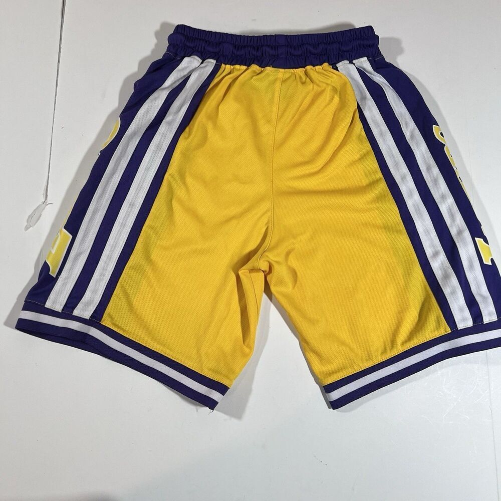 Los Angeles Lakers NBA Basketball Athletic Shorts Size Small - Picture 5 of 6